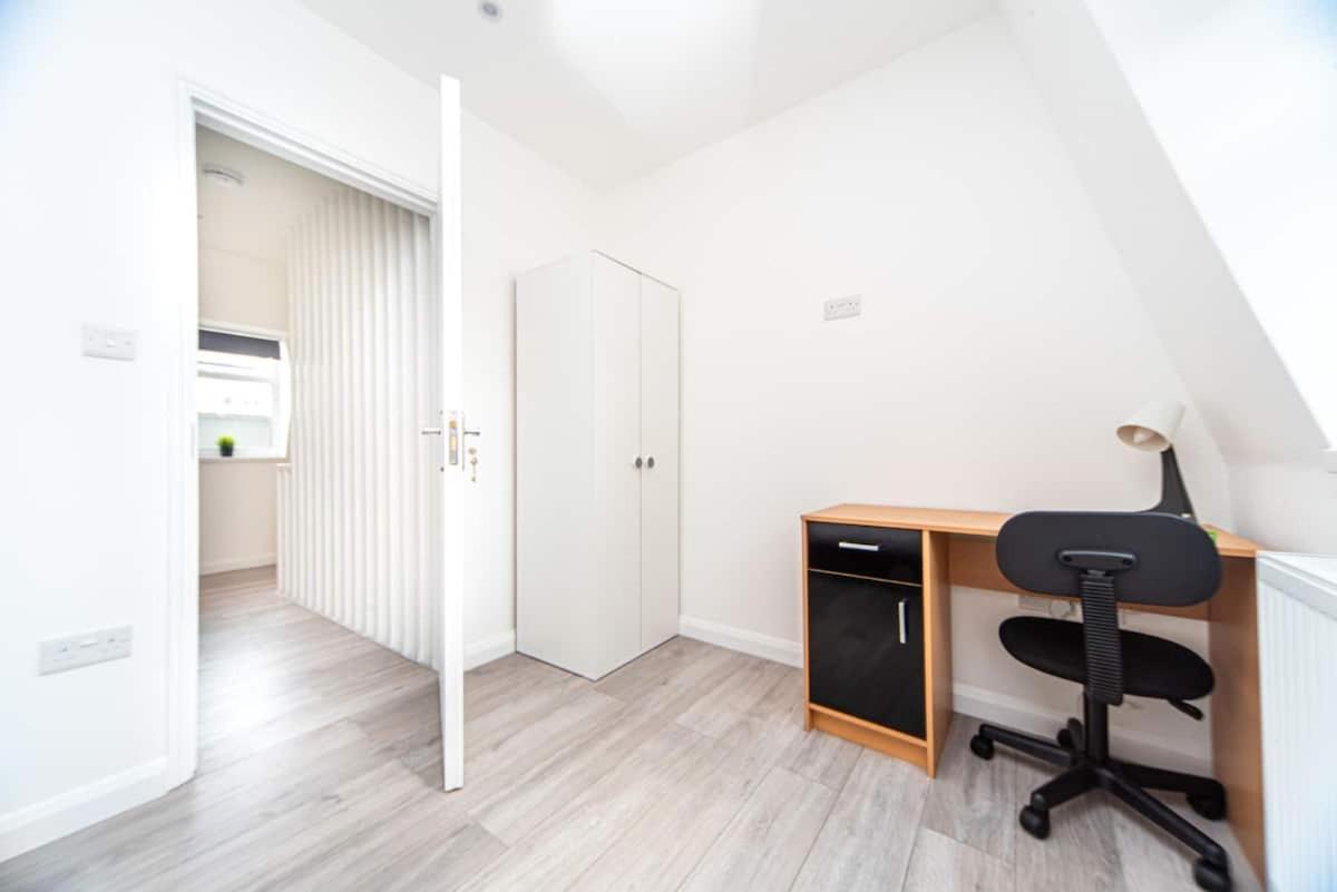 Lovely 3 Bed Flat In A Great Location In London Apartment Bagian luar foto